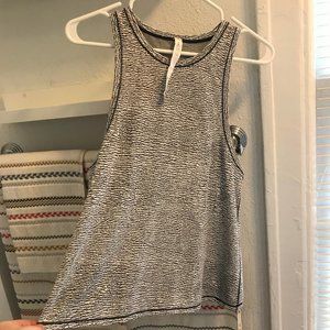 Lululemon Athletica Active Gray Size 6 Tank Top